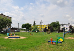 plac zabaw w Goli (photo)