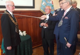 Szabla Kilińskiego dla Mariana Tyrzyka (photo)